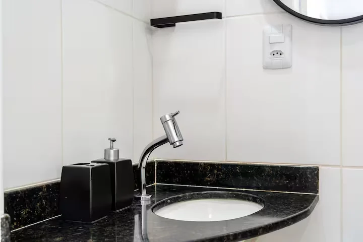 Apartamento de 3 quartos com garagem na Passagem, Cabo Frio, próximo à Praia do Forte — foto 17 de 25